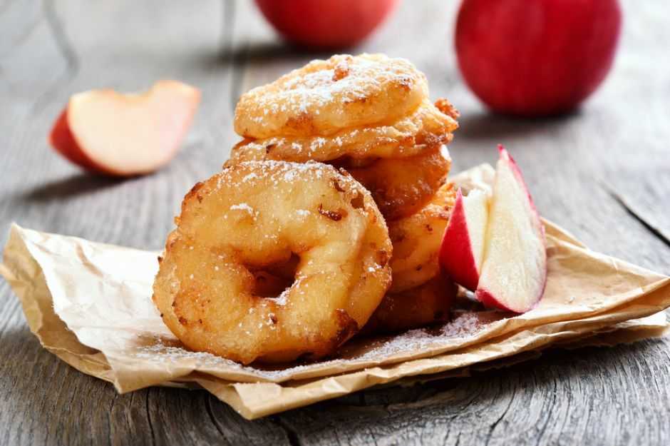 Яблочные сладкие пончики рецепт с фото пошагово - 1000.menu