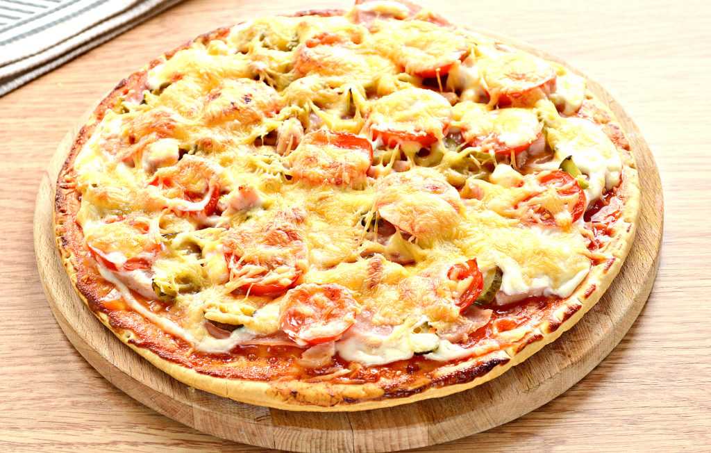 Пицца без дрожжей на молоке в духовке рецепт с фото пошагово - 1000.menu