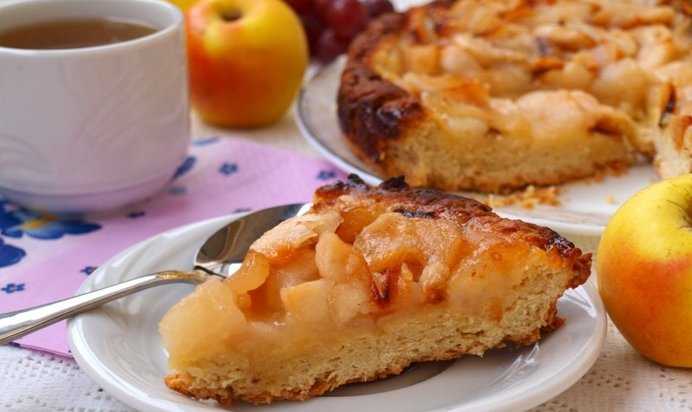 Рецепт пирога с яблоками и медом: особенности приготовления с фото