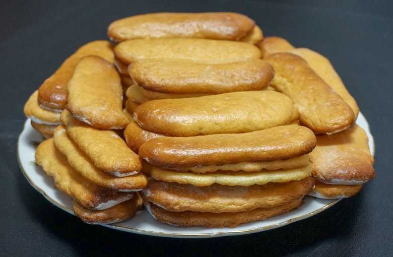 Печенье савоярди – кондитерская гордость франции