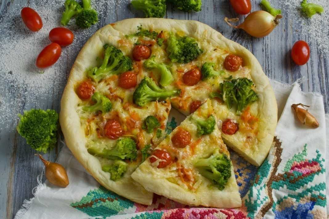 Вкусные и простые рецепты вегетарианской пиццы