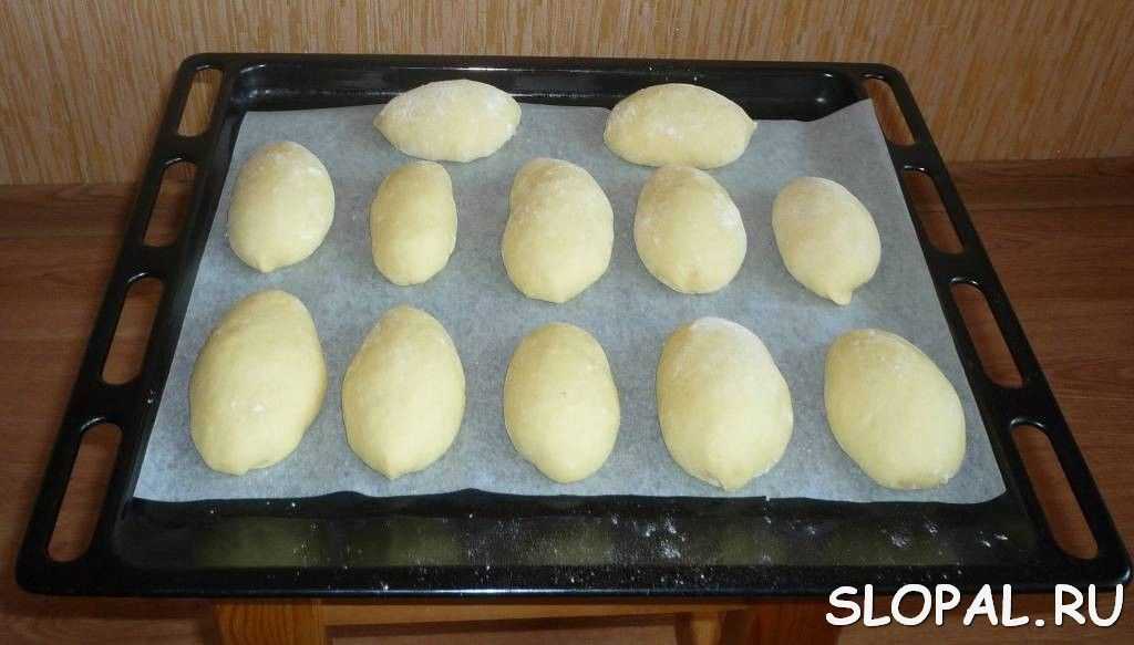 Как приготовить тесто для пирожков на соде и кефире