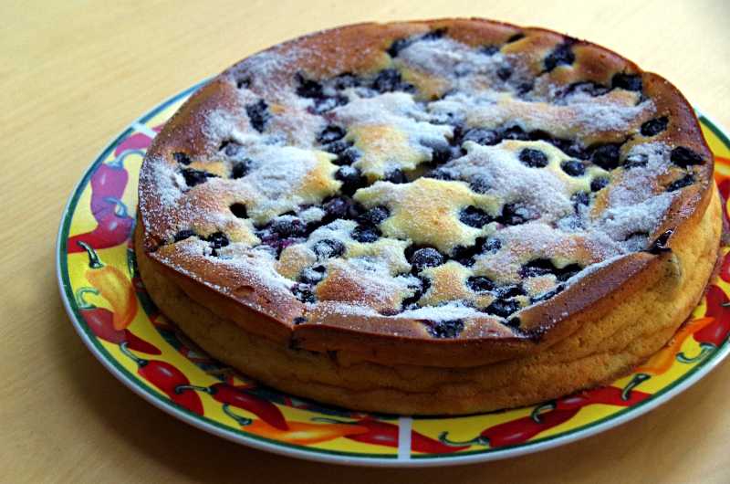 Как приготовить пирог с голубикой: рецепты