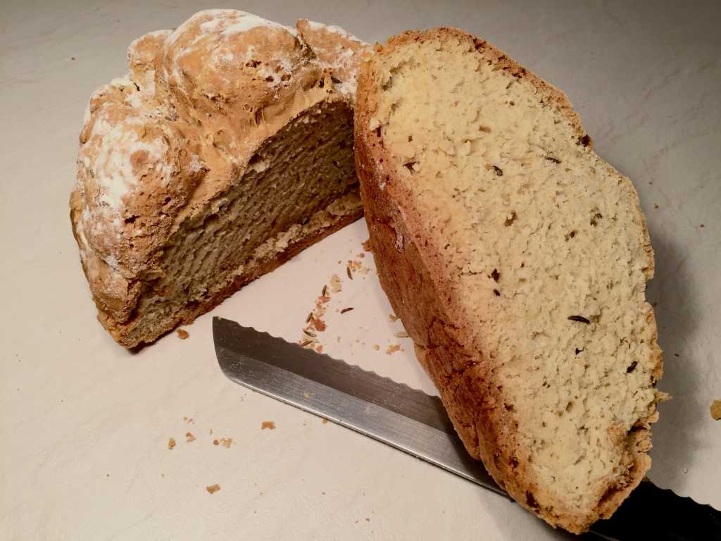 Ржаной хлеб на кефире без дрожжей - пошаговый фоторецепт