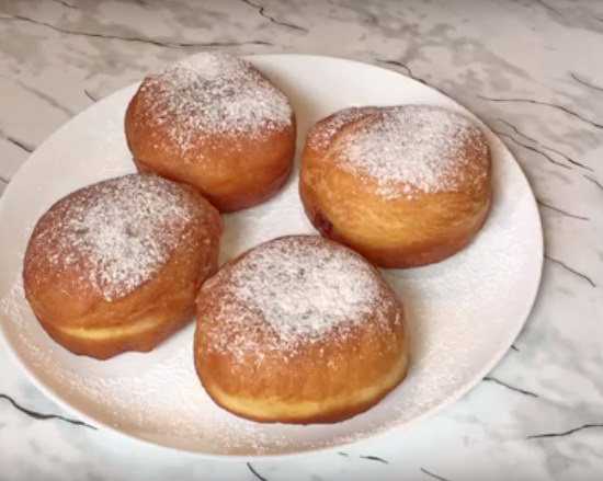 Пошаговый рецепт пышных пончиков на кефире