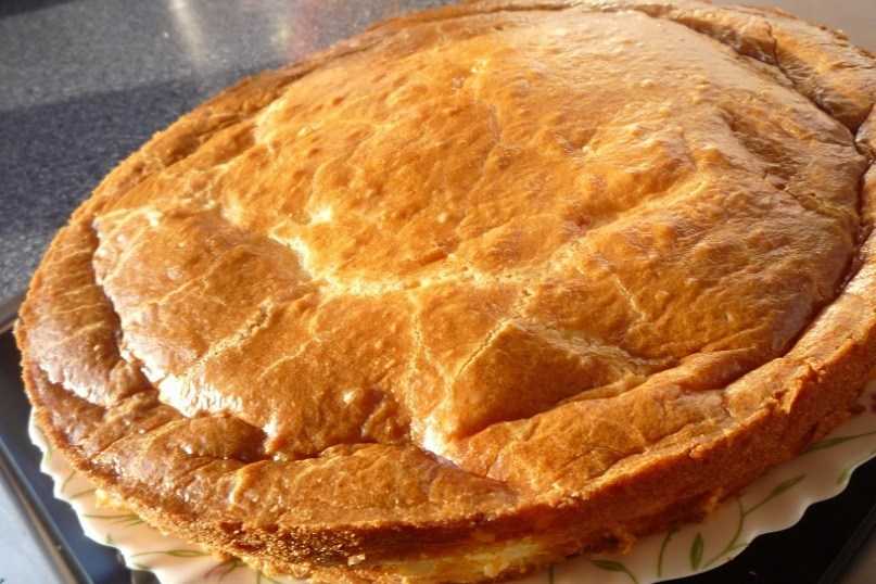 Дрожжевое тесто для пирожков на воде — 8 очень вкусных рецептов