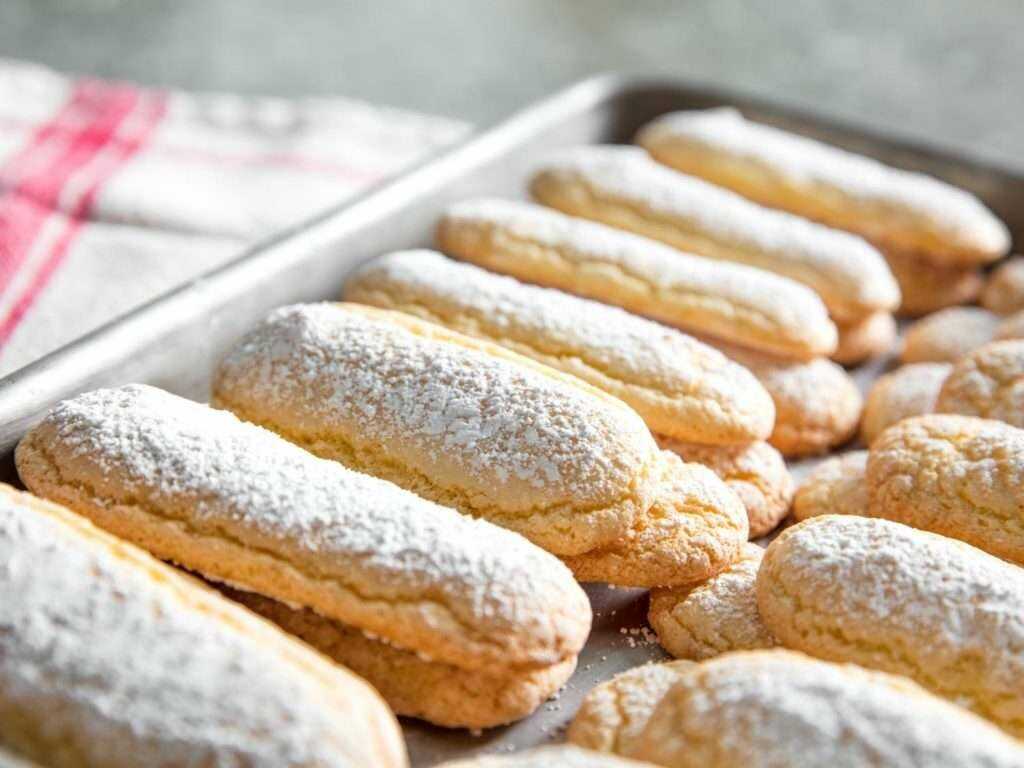 Домашнее печенье савоярди- рецепты палочек savoiardi и десертов из них
