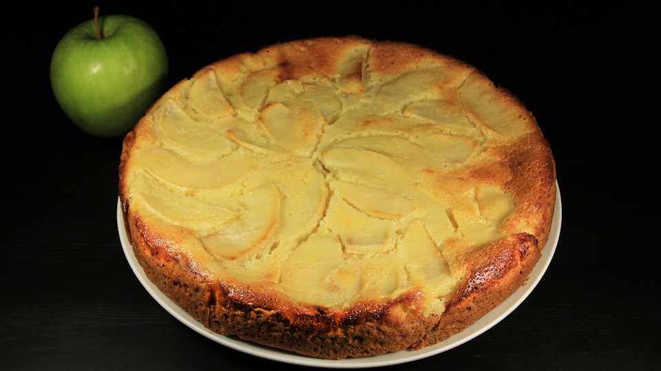 Цветаевский яблочный пирог: готовим поэтический десерт