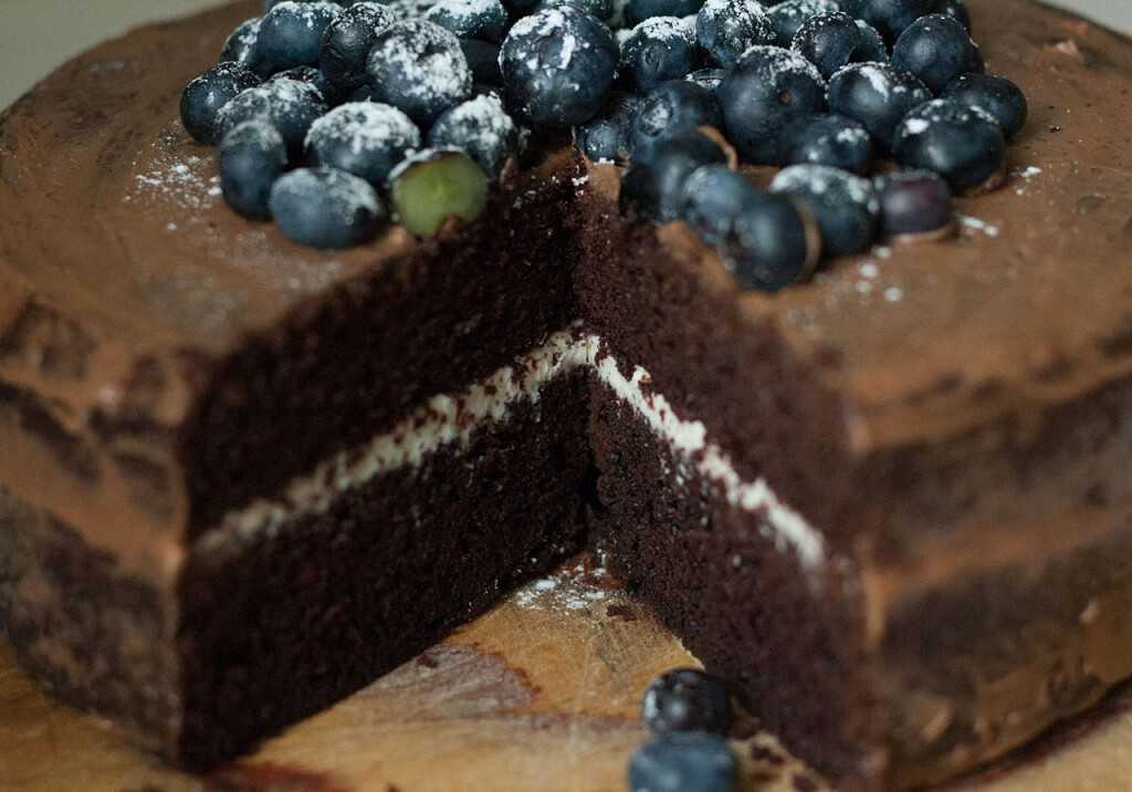 Шоколадный торт с вишней: топ 3 лучших рецепта