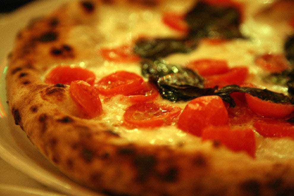Настоящая тонкая итальянская пицца - люблю готовить - страна мам