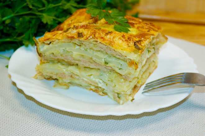 Пирог из лаваша с сыром и зеленью