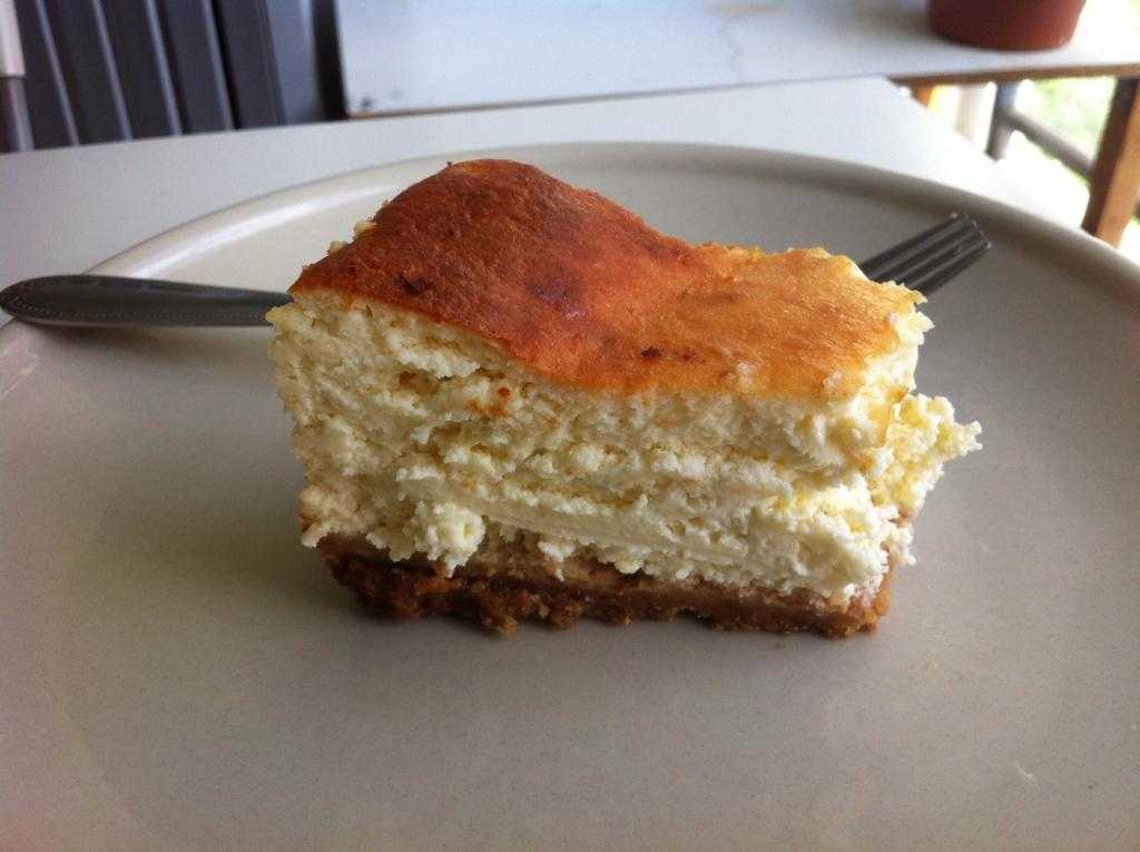 Пирог с творогом в мультиварке – выпечка из чудо-кастрюльки. рецептуры пирогов с творогом в мультиварке из разного теста