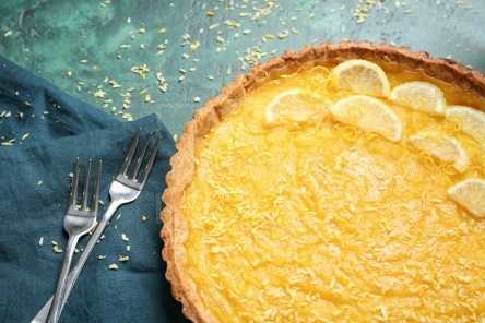 Пирог с лимоном: 6 простых и быстрых рецептов