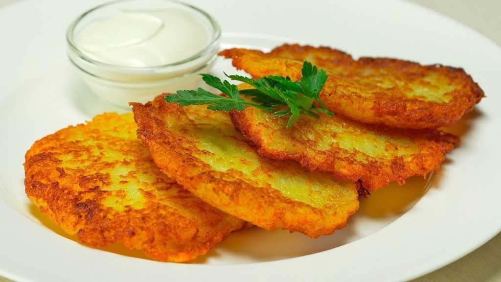 Картофельные оладьи – 9 рецептов приготовления