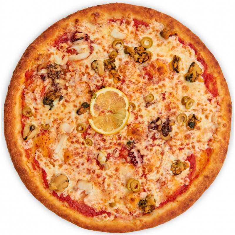 Пицца с рыбой (сардинами)
