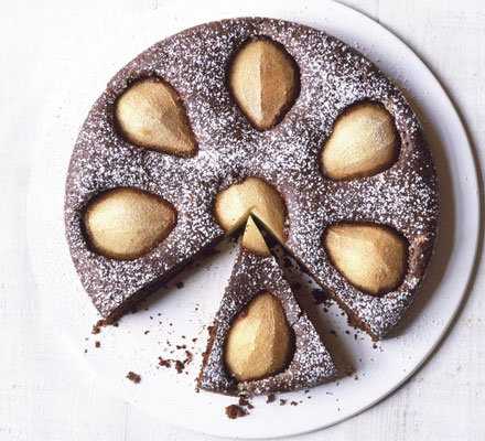 Рецепт шоколадного торта с грушами