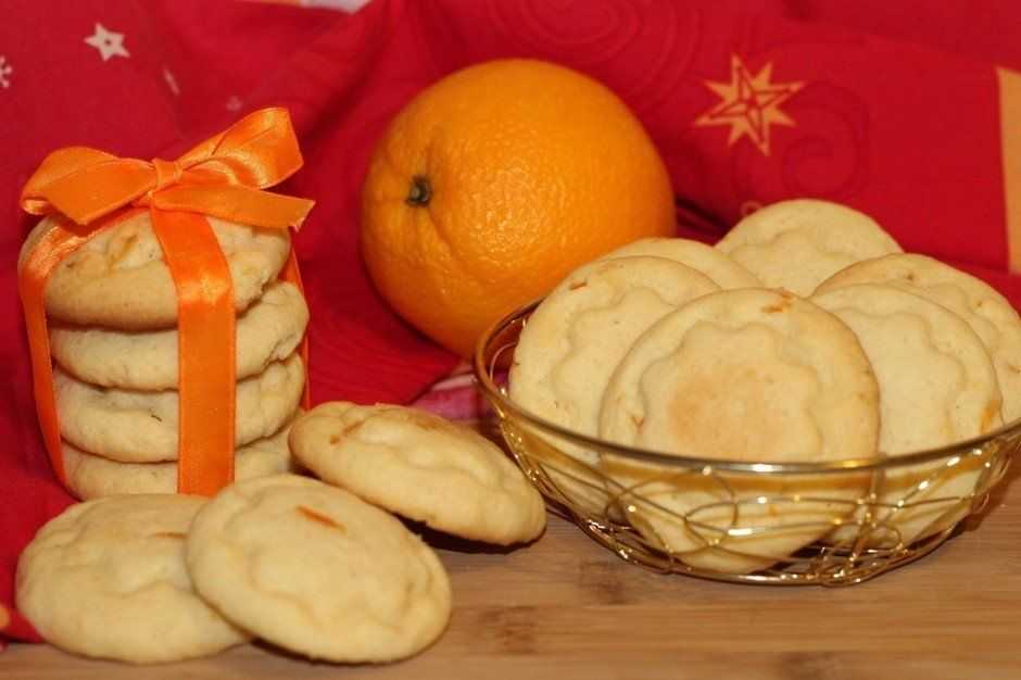 Праздничное печенье «мандаринка» из миндальной муки