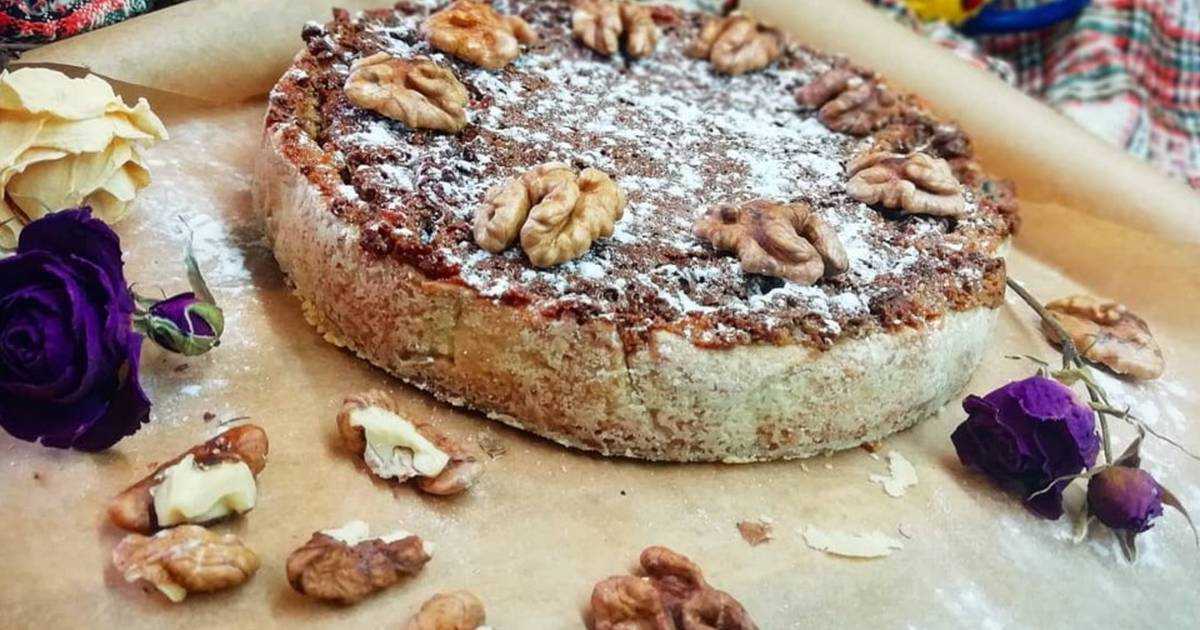 Пирог с грецкими орехами и сгущенкой рецепт с фото - 1000.menu