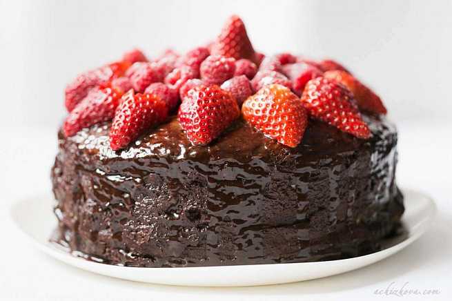Торт шоколадно-ягодный рецепт с фото пошагово и видео - 1000.menu