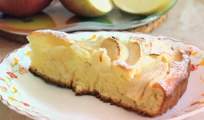 Самые простые рецепты приготовления творожной шарлотки с яблоками, быстро и незабываемо вкусно
