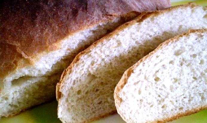 Белый хлеб с молоком рецепт. Хлеб домашний на молоке. Хлеб на молоке. Хлеб на молоке фото. Рецепт домашнего хлеба на молоке.