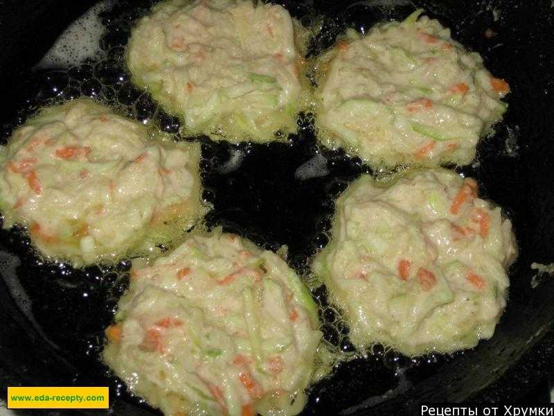 Оладьи из кабачков на сковороде – 10 самых вкусных рецептов с пошаговыми фото