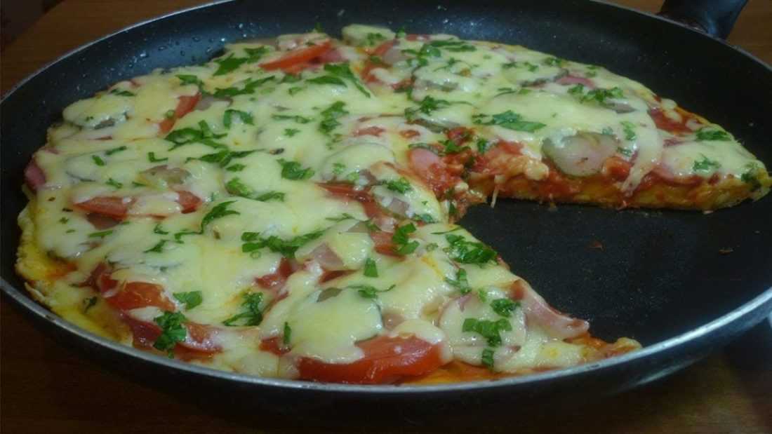 Пицца на сковороде за 15 минут рецепт с фото пошагово - 1000.menu