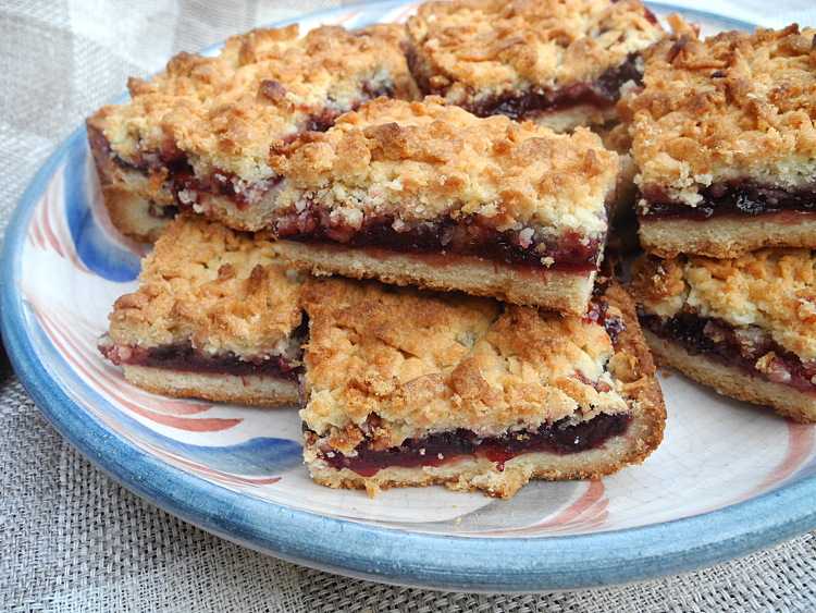 Открытый пирог с вареньем и грецкими орехами рецепт с фото пошагово - 1000.menu