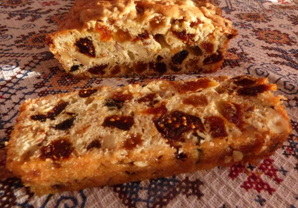 Песочный пирог с финиками и орехами рецепт с фото пошагово – 1000.menu