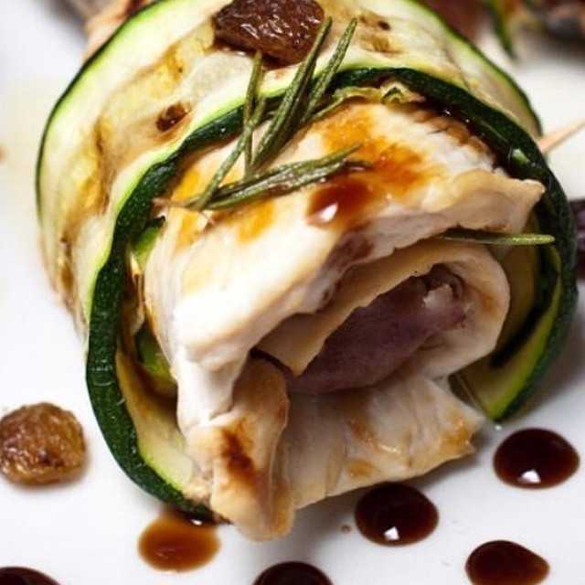 Рулетики из баклажанов с разными начинками. 13 рецептов очень вкусной закуски