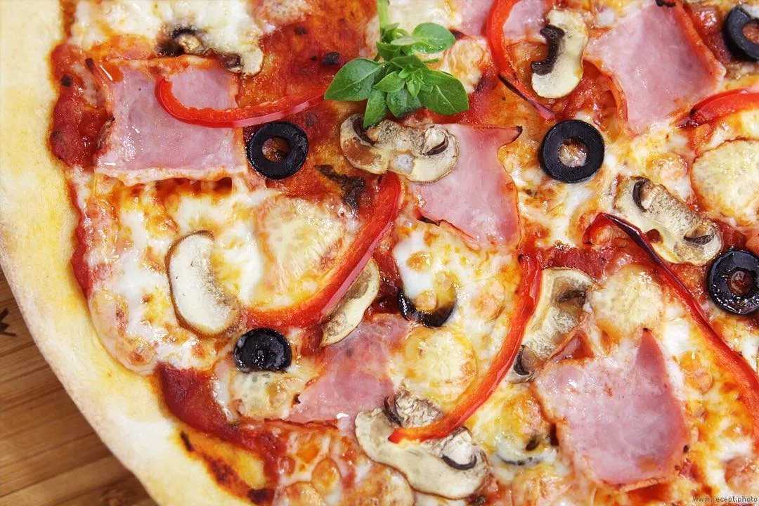 Готовим дома пиццу с беконом — рецепт с фотографиями и ингредиентами