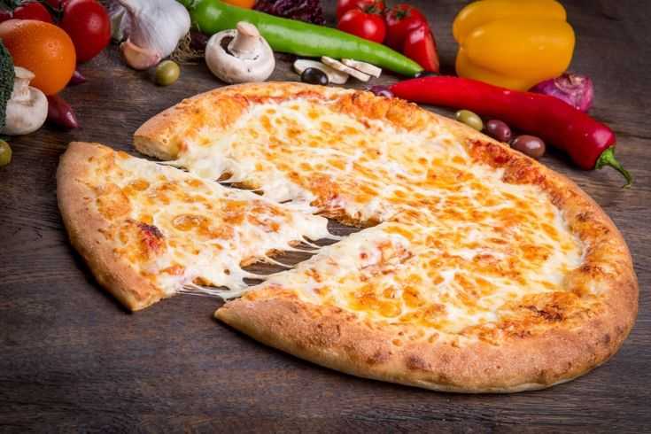 Пицца с фаршем – рецепты на любой вкус. как сделать вкусную и сытную пиццу с фаршем – рецепты с пошаговым приготовлением.