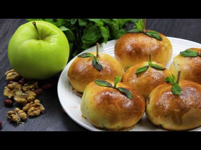 Сдобные булочки из дрожжевого теста с яблоками рецепты с фото