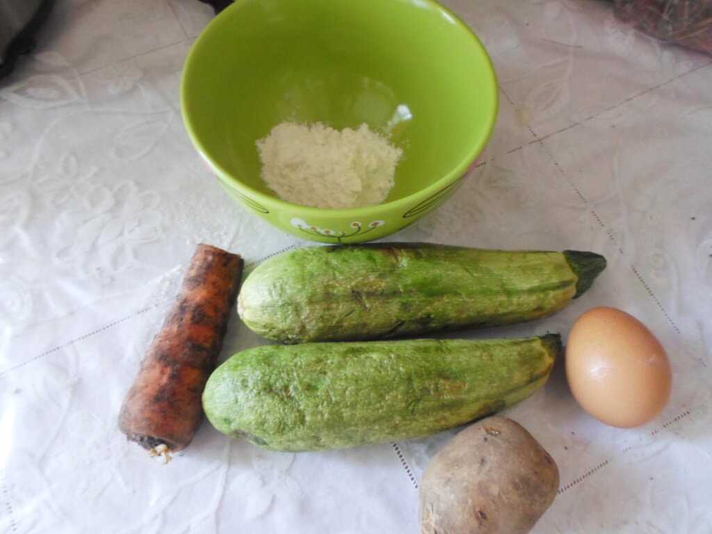 Как приготовить овощные оладьи из кабачков и картофеля : поиск по ингредиентам, советы, отзывы, пошаговые фото, подсчет калорий, удобная печать, изменение порций, похожие рецепты