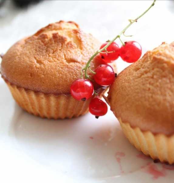 Кекс с ягодами на яичных белках рецепт с фото пошагово - 1000.menu