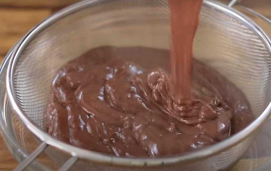 Пирог шоколадный: 5 популярных рецептов с советами опытных кулинаров
